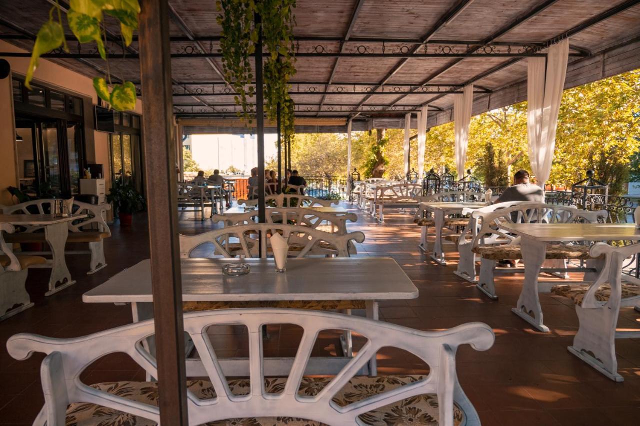 Hotel Brilliantin Sliven Εξωτερικό φωτογραφία